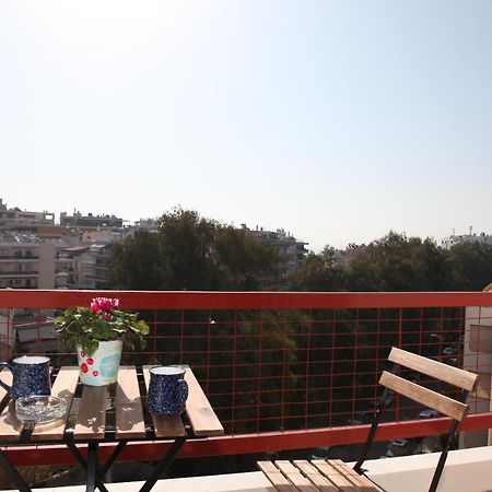 Edem Beach Apartment With Sea View By Athenian Homes Екстериор снимка